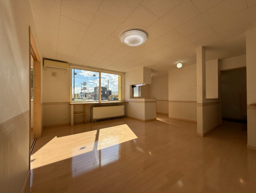 旭川市川端町3条8丁目 アルト18 リビング